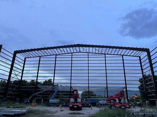 Long Lasting Metal Warehouse Construction , Sandwich Panel Prefab Self Storage Buildings