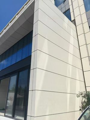 Customized Aws D1.1 Standard Prefab Steel Warehouse Buildings Eco Friendly