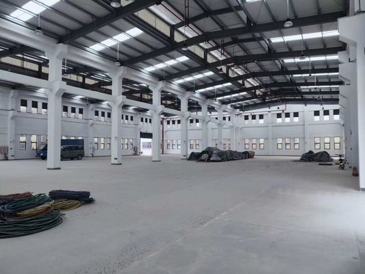 Steel Structure Warehouse with Aluminum Alloy Windows for Storage